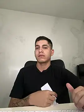 Reed_athlete live cam on StripChat