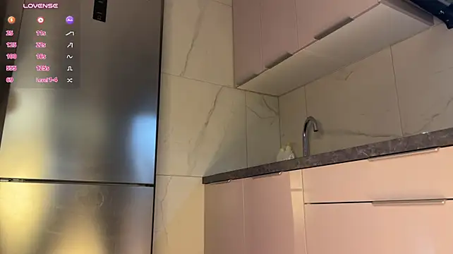 dontouchmyass live anal cam