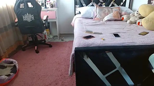 kim_hot69_