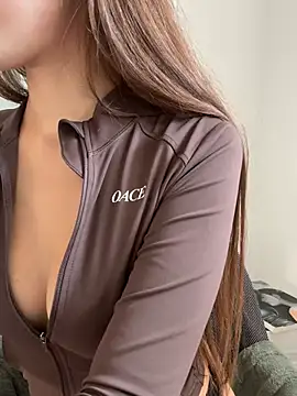lunas-secrets (F young) - Shorts ausziehen + LT Ass pic