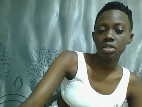 Tish_Leylah