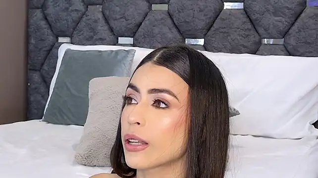 Gia_Sinclaire