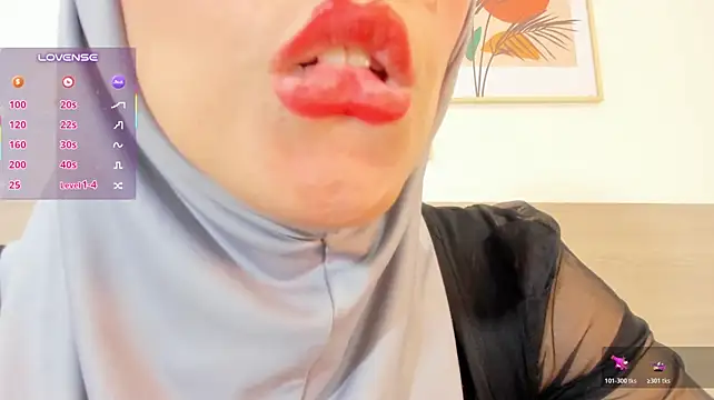 hanajameela (Ask my age) - I rub my pussy in doggy style😋🙈