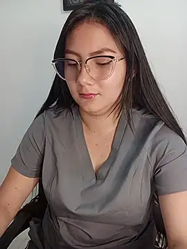 mia_nala