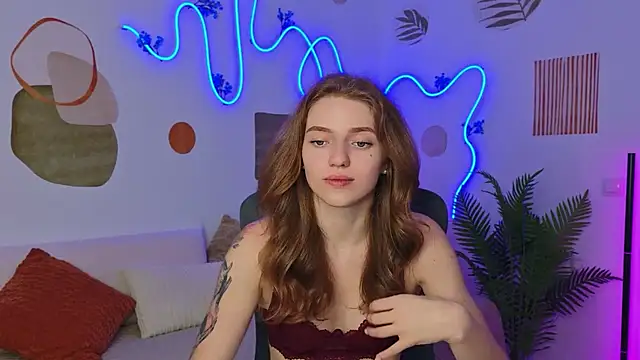 HeyTaylor live cam on StripChat