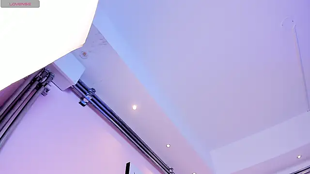 martina_mancini live cam on StripChat