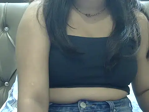 hOTY_karina live cam on StripChat