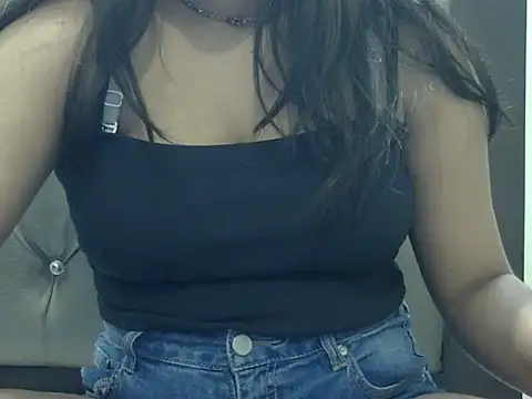 hOTY_karina webcam