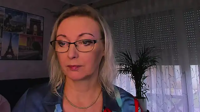 vanessa_chat