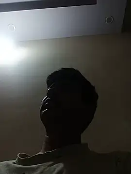 jeeva9242 (Ask my age) - Licking rubbing  pussy