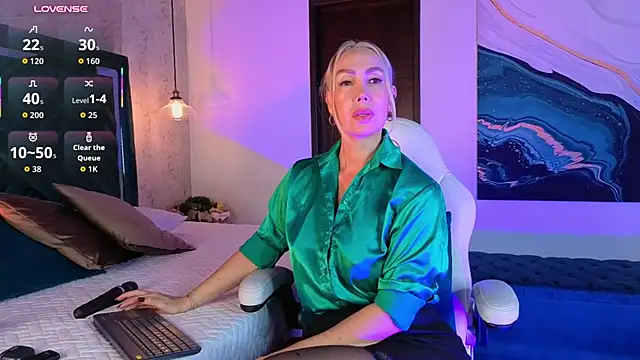 SophiMarin live cam on StripChat