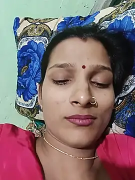 Hot-Nisha01