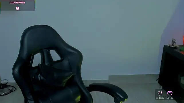 Sara_Charmy