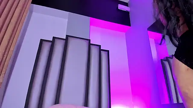 Lauren-22