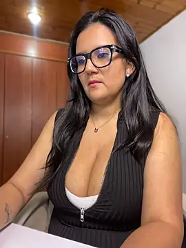SWEETLILY18