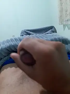 choco23345 live cam on StripChat