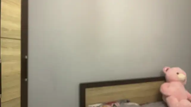 LelahMichener live cam on StripChat
