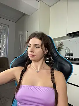 CurlyLara live sex cam