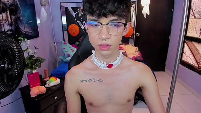 LiamHeatx live sex cam