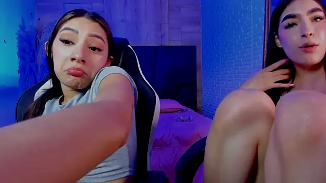 AlliceCopper live cam on StripChat