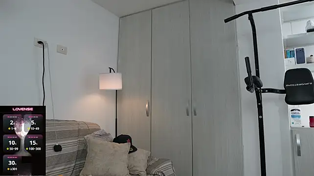 Paradise_boy__ webcam