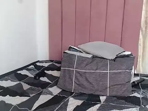Candice203 live cam on StripChat