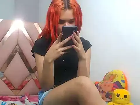 vaiolethts live cam on StripChat
