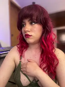 NikkiNix live cam on StripChat