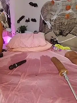 liastarkk (F young) - MAKE MY SCREMS TURN YOU ON X 5MIN