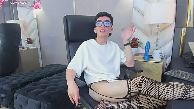 GaelDuke live sex cam