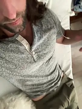 teddybearxx (Ask my age) - Remove tshirt