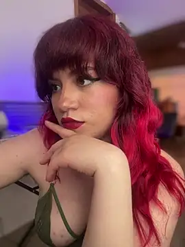 NikkiNix
