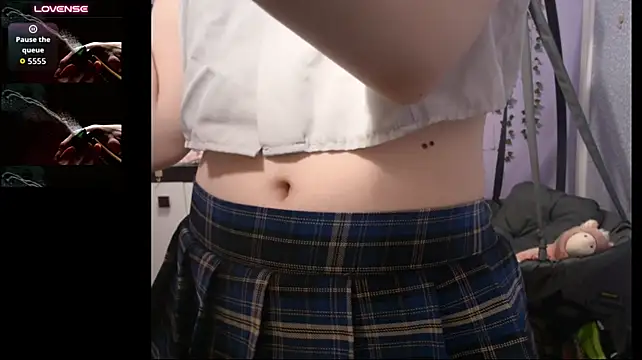 Yoonhee_ki live cam on StripChat