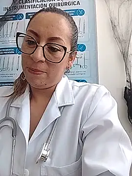 Dr-Kathy_23 live cam on StripChat