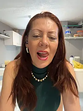 BiancaDiluchi live cam on StripChat