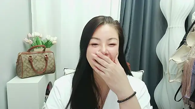 junjun556 live cam on StripChat
