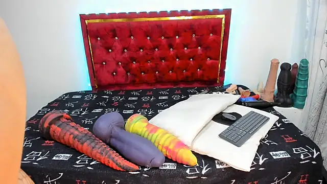 charlloteevans_X live cam on StripChat