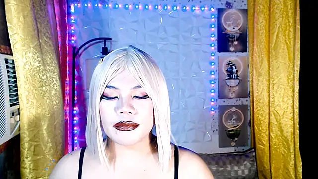 TSbrianaHugeCock