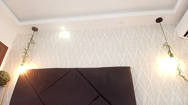 samanta_chavez live cam on StripChat
