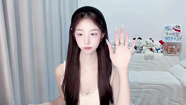 lucky-tt live cam on StripChat