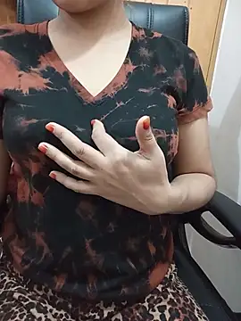 Tanha18 live cam on StripChat