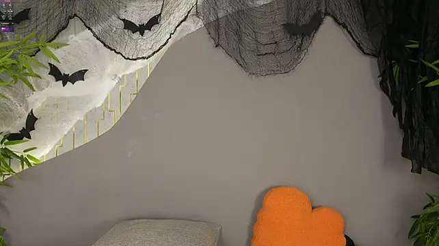 mia_lacy_