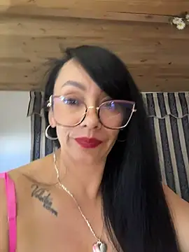 JULYSEX1 live cam on StripChat