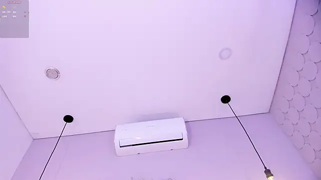 EmilyBlossom_ live cam on StripChat