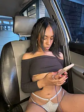 Thalia-fire live cam on StripChat