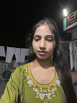 neetuuuuu11 live cam on StripChat