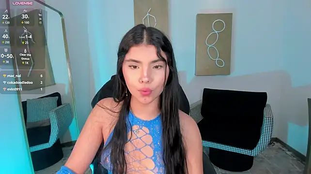 MiaLaurence
