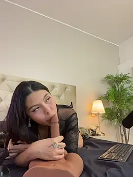 GabyLaurens