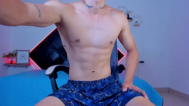 Dark_Valentino_