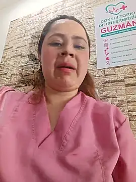 vanessa__28 (Ask my age) - BOOBS IN MY BOSS'S FACE😮